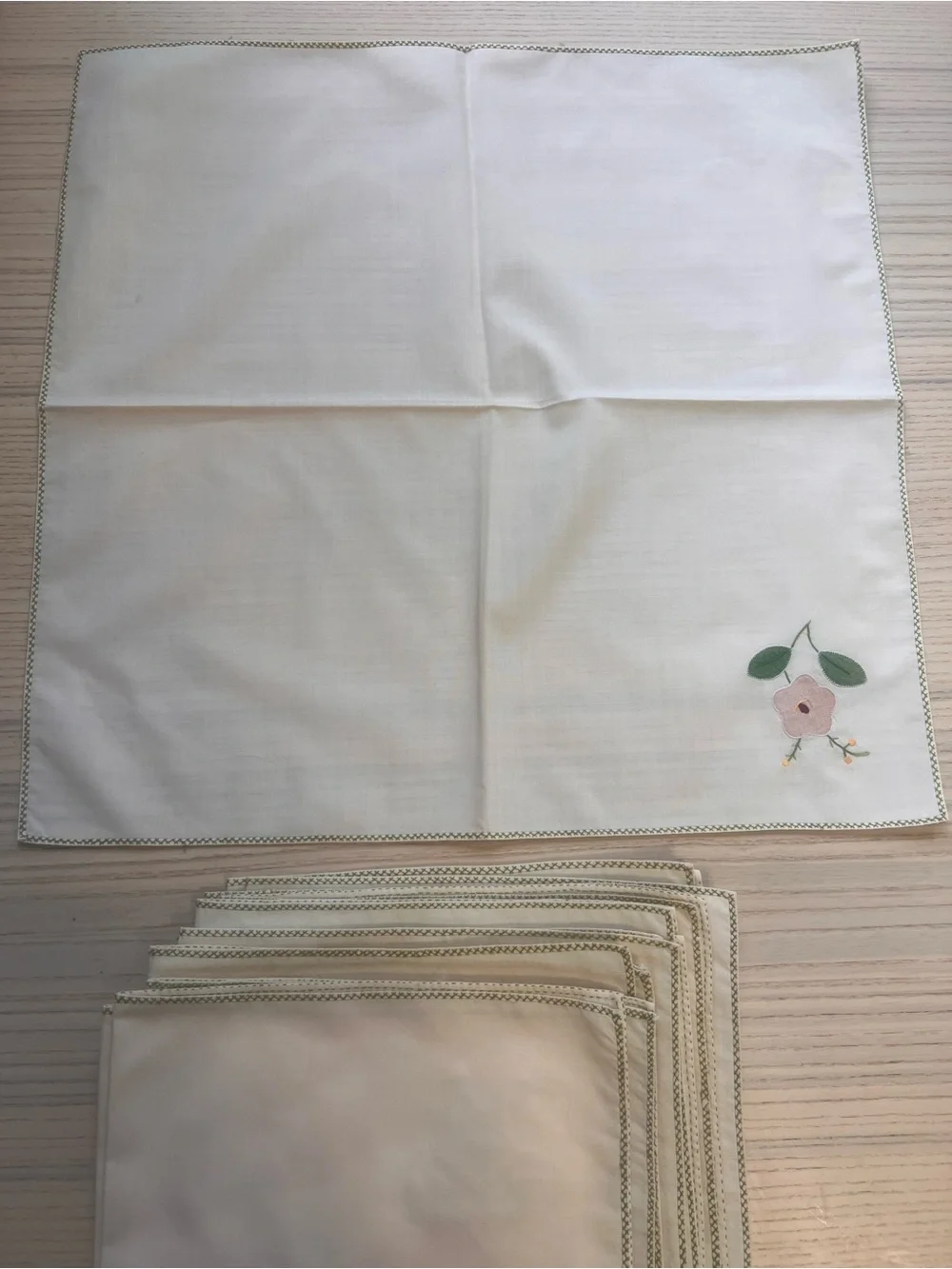 Vintage set embroidered